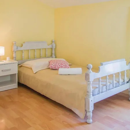 Three-bedroom In Tatil Evi *