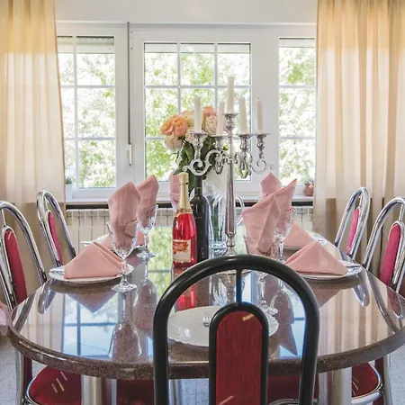 Tatil Evi Three-bedroom In *