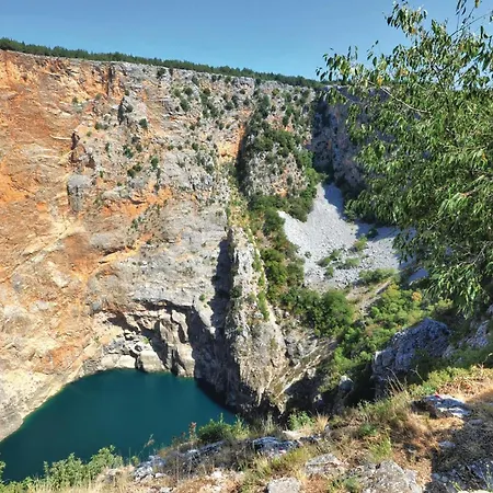 Tatil Evi Three-bedroom In